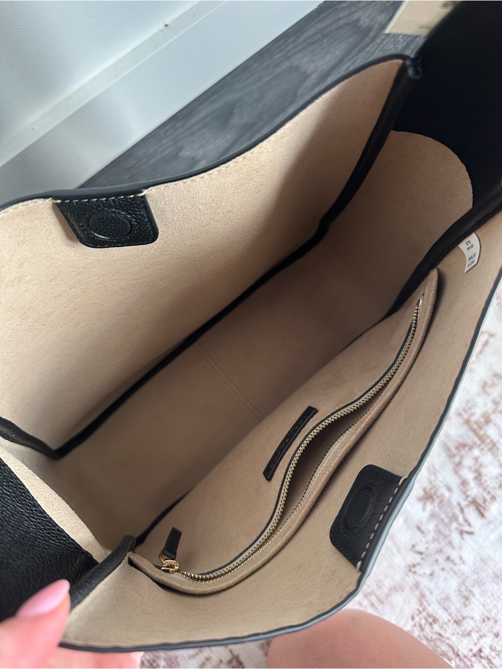 NWT Tory Burch Thea Slouchy Shoulder Bag - Picture 3 of 8